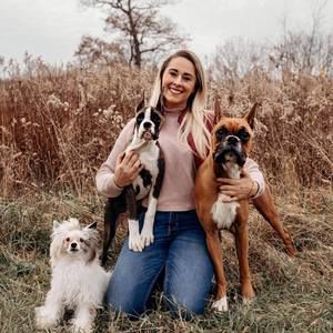 Meet your Posher, Monique